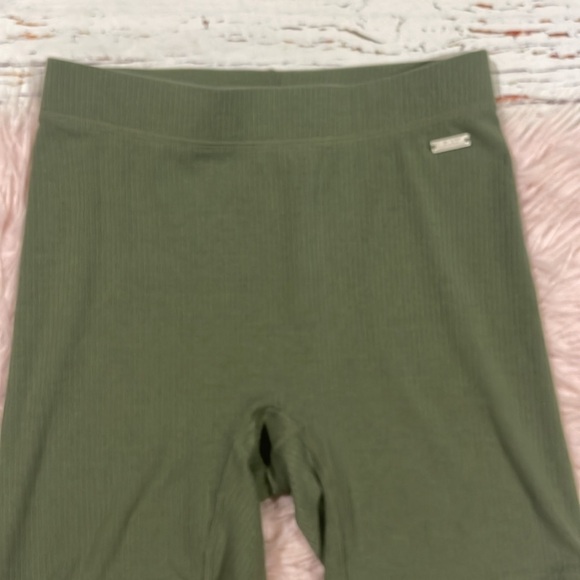 BYLT Basics Rib High-Waist Biker Short Palm - Picture 8 of 9